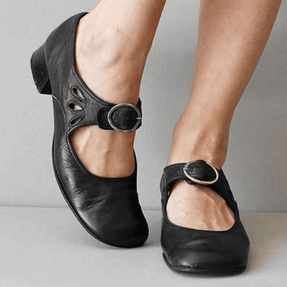 Bequeme Sandale | Elegante Damenfußbekleidung 1
