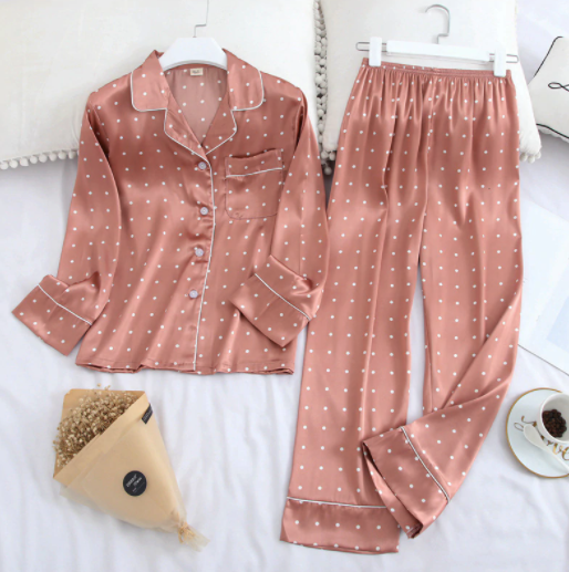 Bequemer Damen Schlafanzug | Modischer Pyjama Set 0