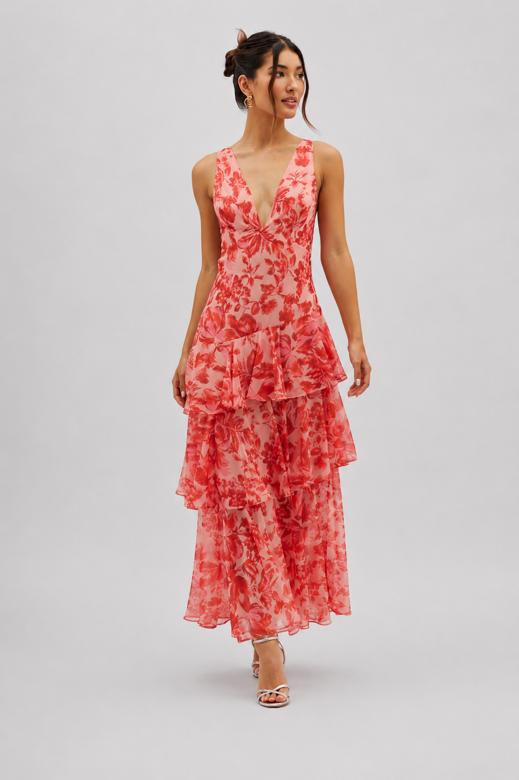 Blumiges Maxikleid mit Stufen | Lange Kleider für Frauen 1