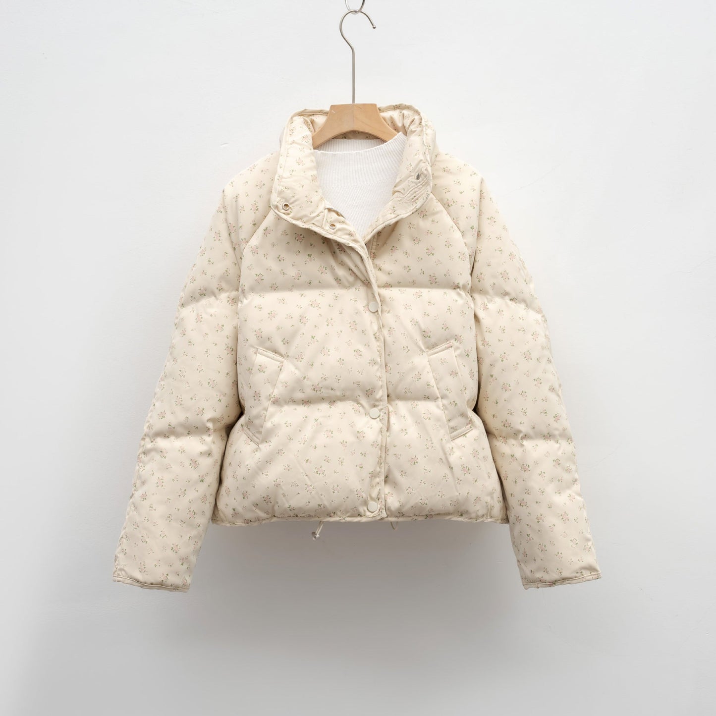 Damen Steppjacke mit floralem Muster und Taschen 0