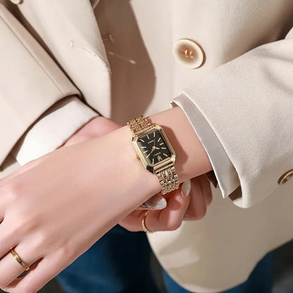 Elegante Damenarmbanduhr | Rechteckiges Zifferblatt mit Steindetails 1