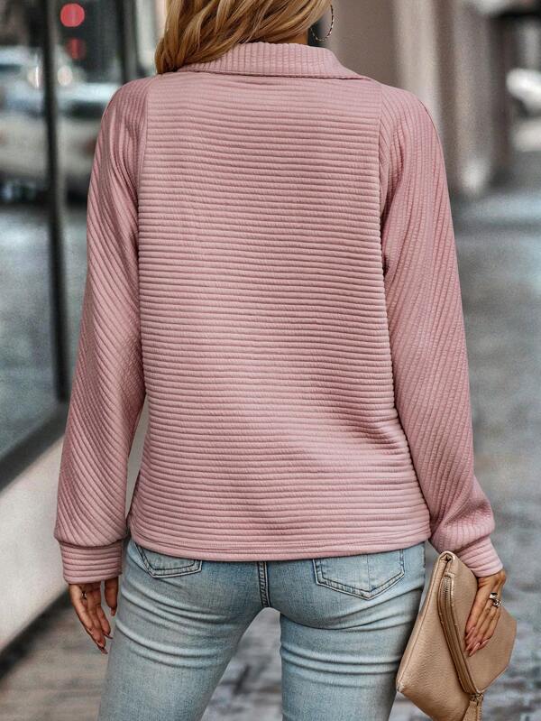 Eleganter Pullover mit V-Ausschnitt und Reißverschluss 3