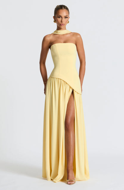 Elegantes Korsettkleid mit Schaldetail und hohem Schlitz | Damenmode 8