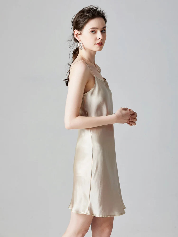 Elegantes Seiden-Minikleid | Damenmode 1