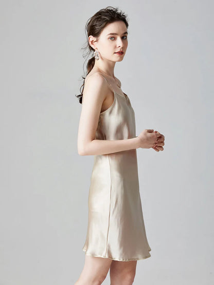 Elegantes Seiden-Minikleid | Damenmode 1