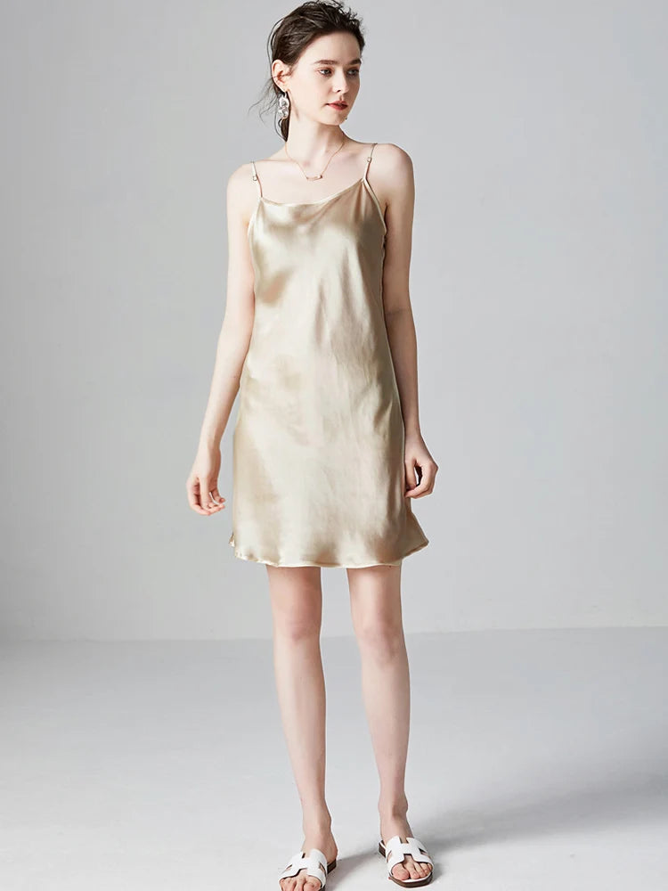 Elegantes Seiden-Minikleid | Damenmode 2