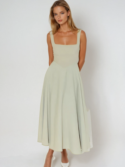 Figurbetontes Midikleid mit Quadrat-Ausschnitt | Damenmode 7