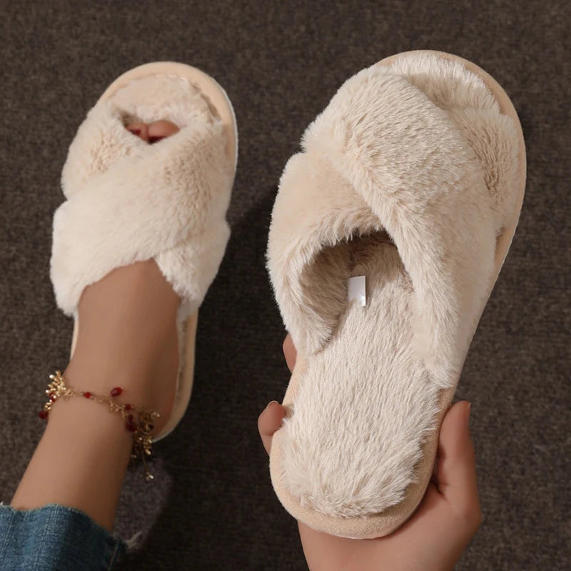 Flauschige Hausschuhe für Damen | Offene Zehen Slides 0