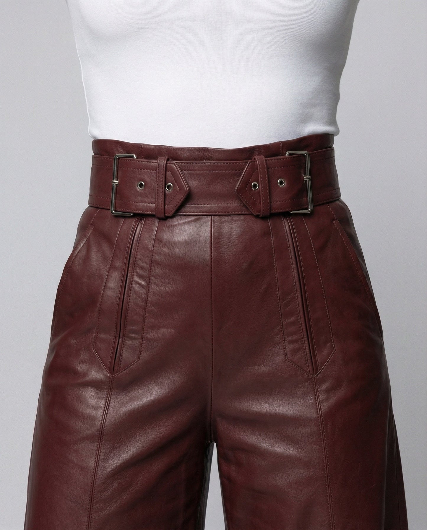Hohe Damen Lederhose mit Plissee | Elegante Lederhose 3