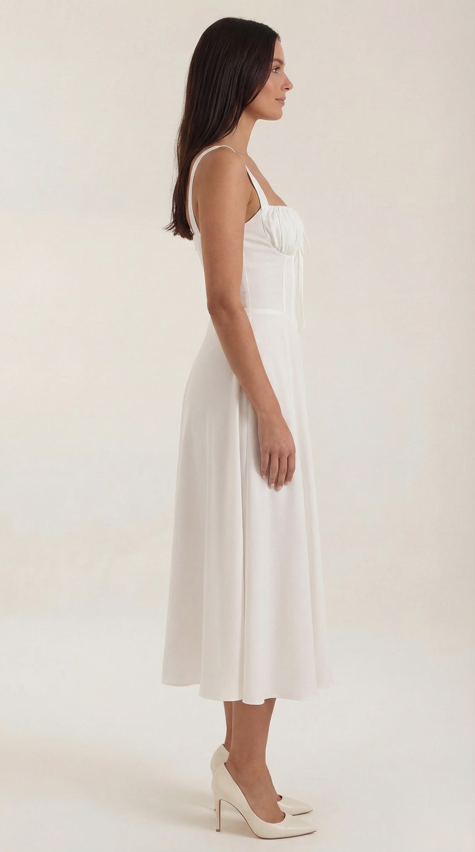 Jade Midi-Kleid | Feminines A-Linien Design mit Schnürung 1