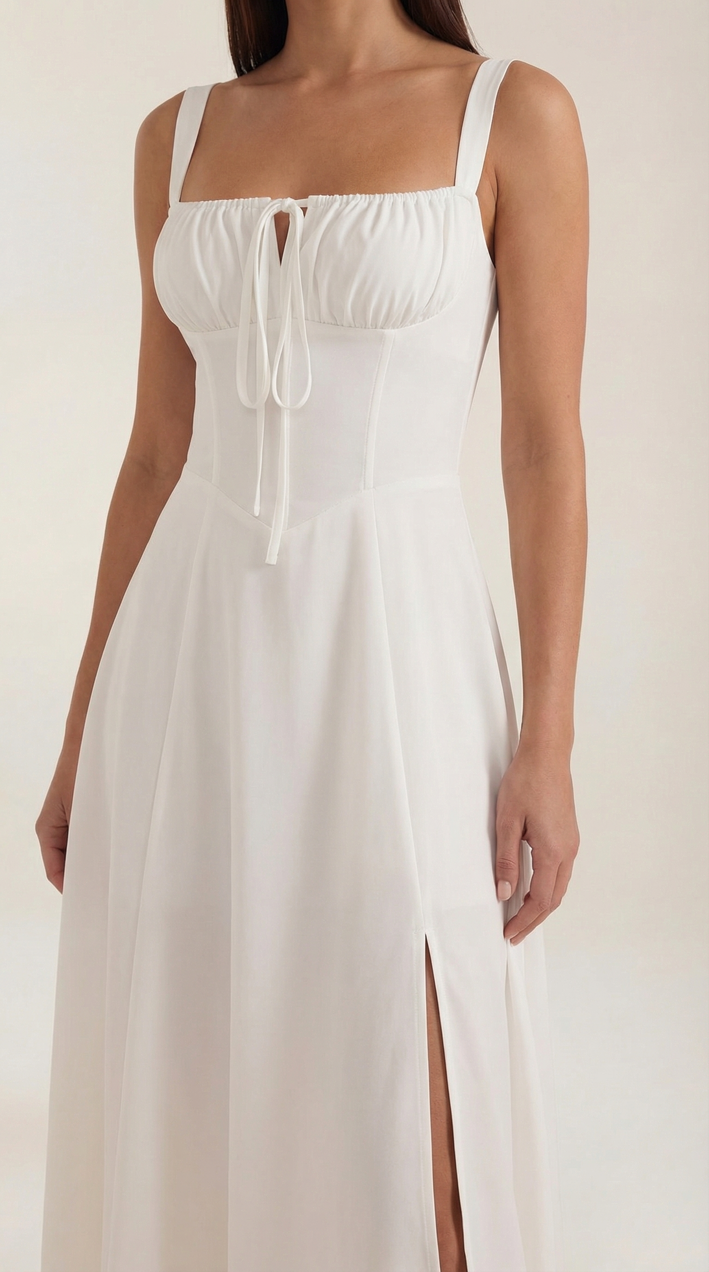 Jade Midi-Kleid | Feminines A-Linien Design mit Schnürung 2