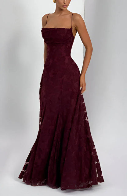 Langes Damenkleid mit dünnen Trägern und Blumenmuster 5