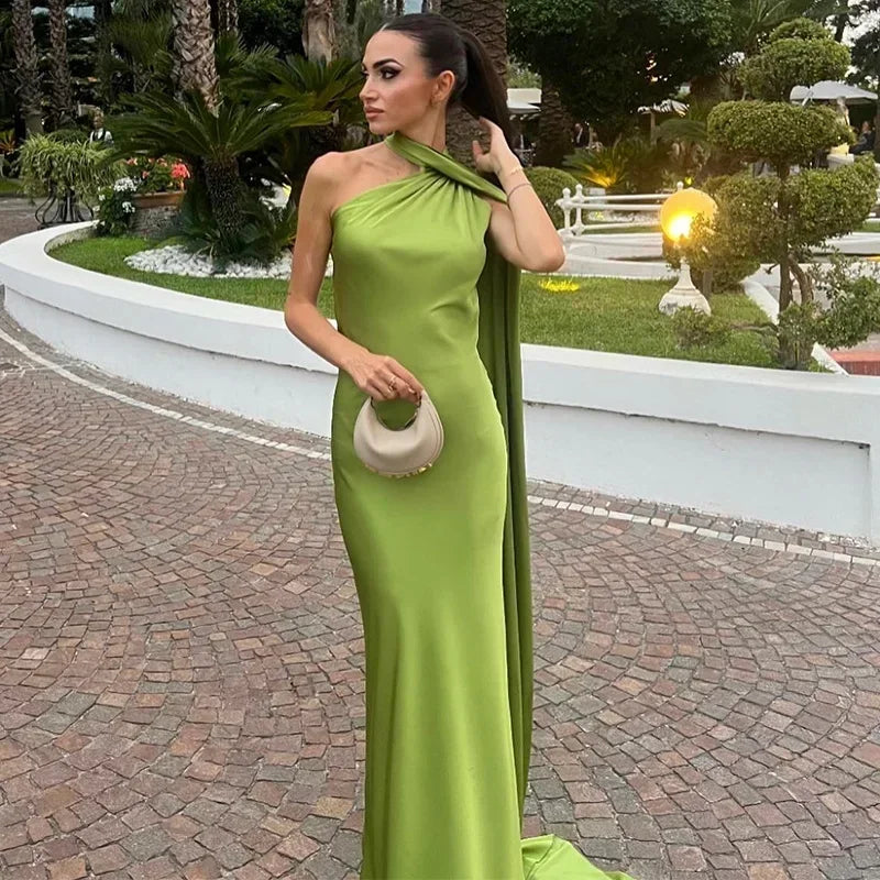 Langes Drapiertes Damenkleid | Elegantes Abendkleid mit Einem Träger 5