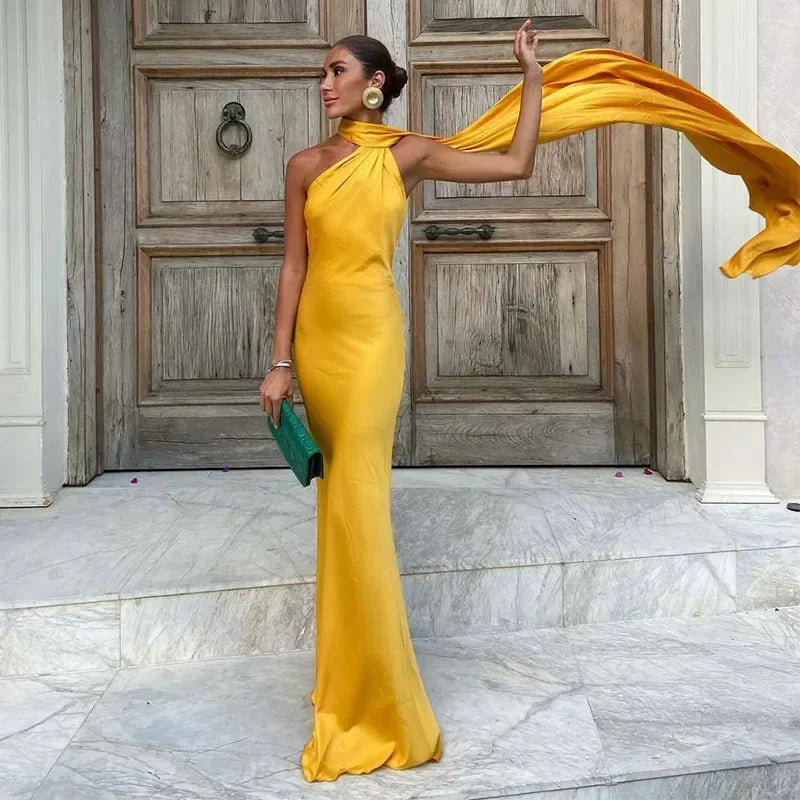 Langes Drapiertes Damenkleid | Elegantes Abendkleid mit Einem Träger 7