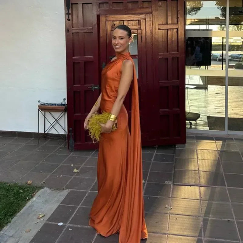 Langes Drapiertes Damenkleid | Elegantes Abendkleid mit Einem Träger 9