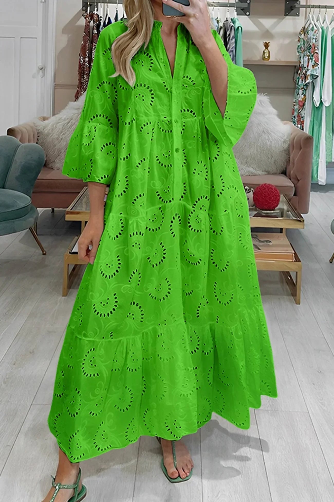 Langes Sommerkleid mit V-Ausschnitt und 3/4-Ärmeln 6