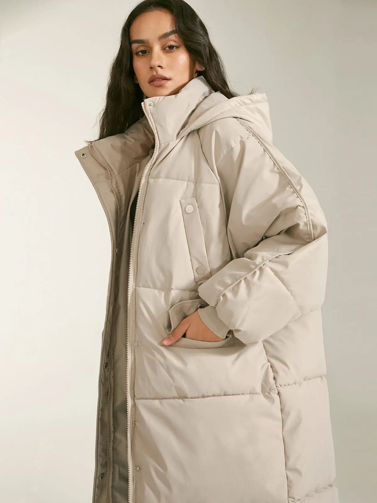 Laura | Damen Winterparka mit Kapuze und Pufferfüllung 1
