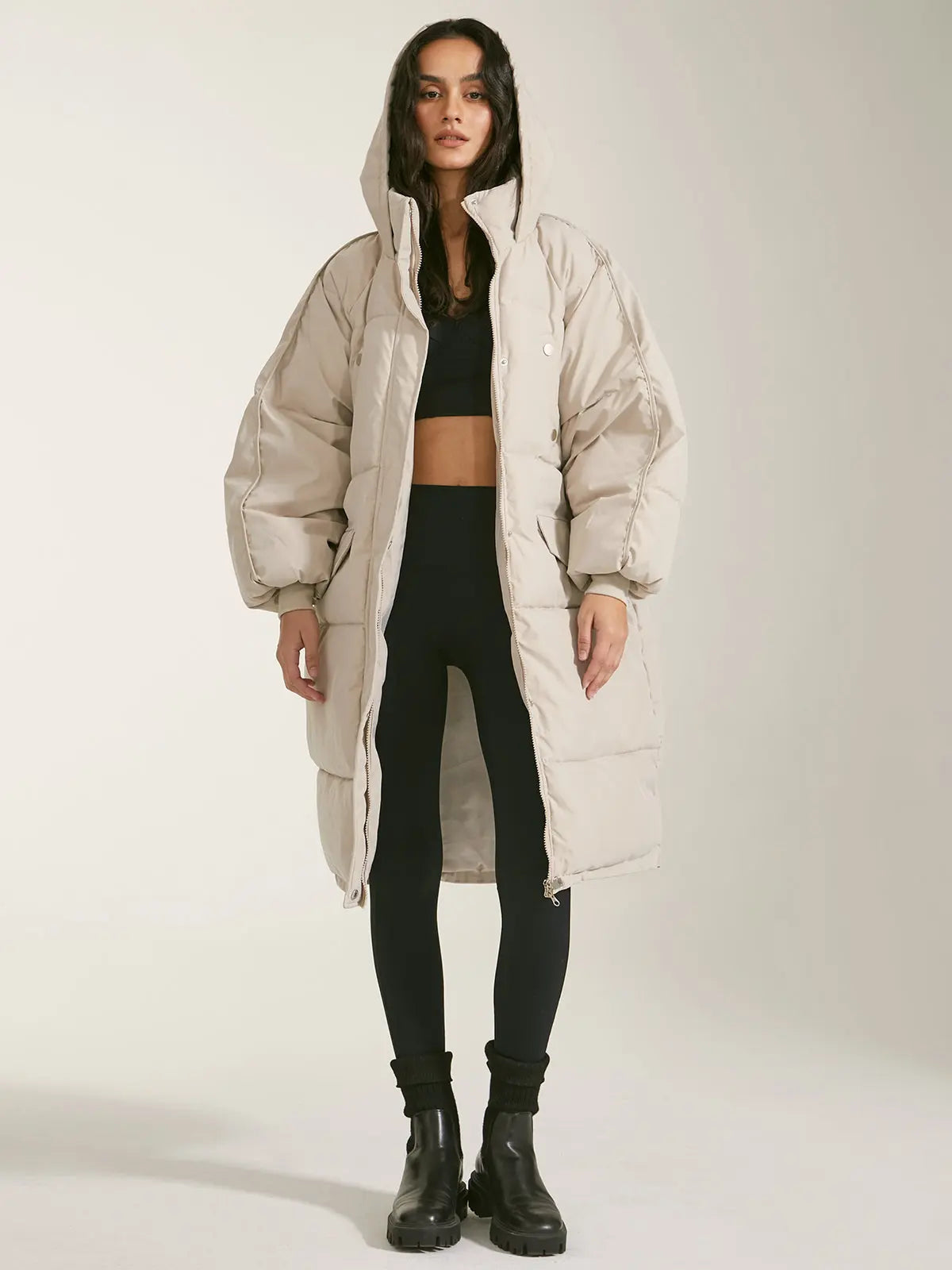 Laura | Damen Winterparka mit Kapuze und Pufferfüllung 4