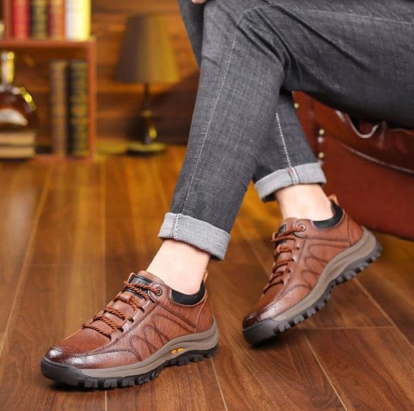 Lederschuhe Herren UrbanSole | Lässiger Komfort & Schutz 4