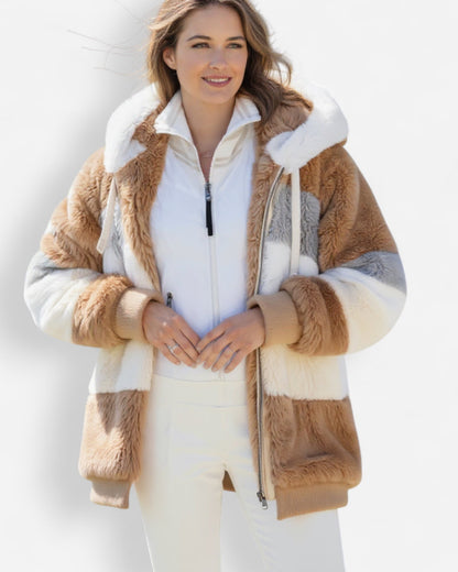 Leichte Fleecejacke Damen mit Kapuze | Warme Winterjacke 2