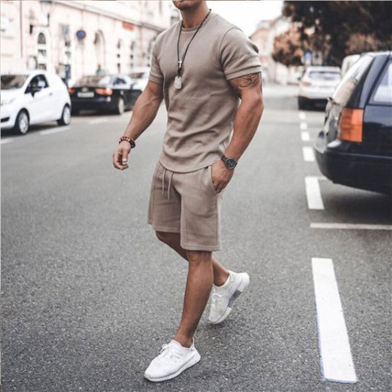 Leichtes T-Shirt und Shorts Set für Herren | Sommer Outfit 2