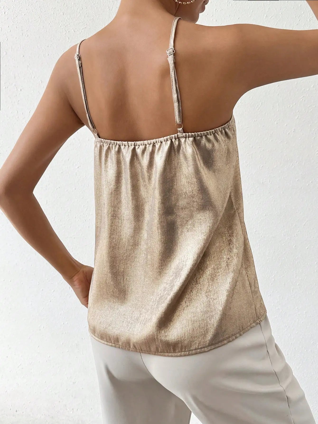 Metallisches Cami-Top mit V-Ausschnitt | Damen Tanktop 5