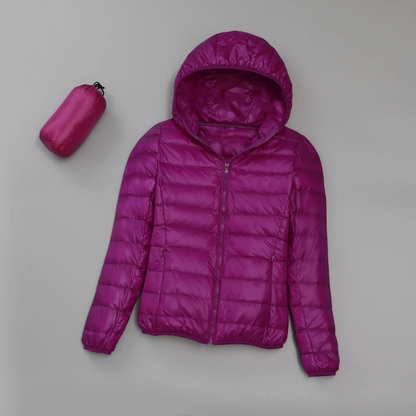 Ultraleichte Damenjacke Elara mit Kapuze | Steppjacke Damen 3
