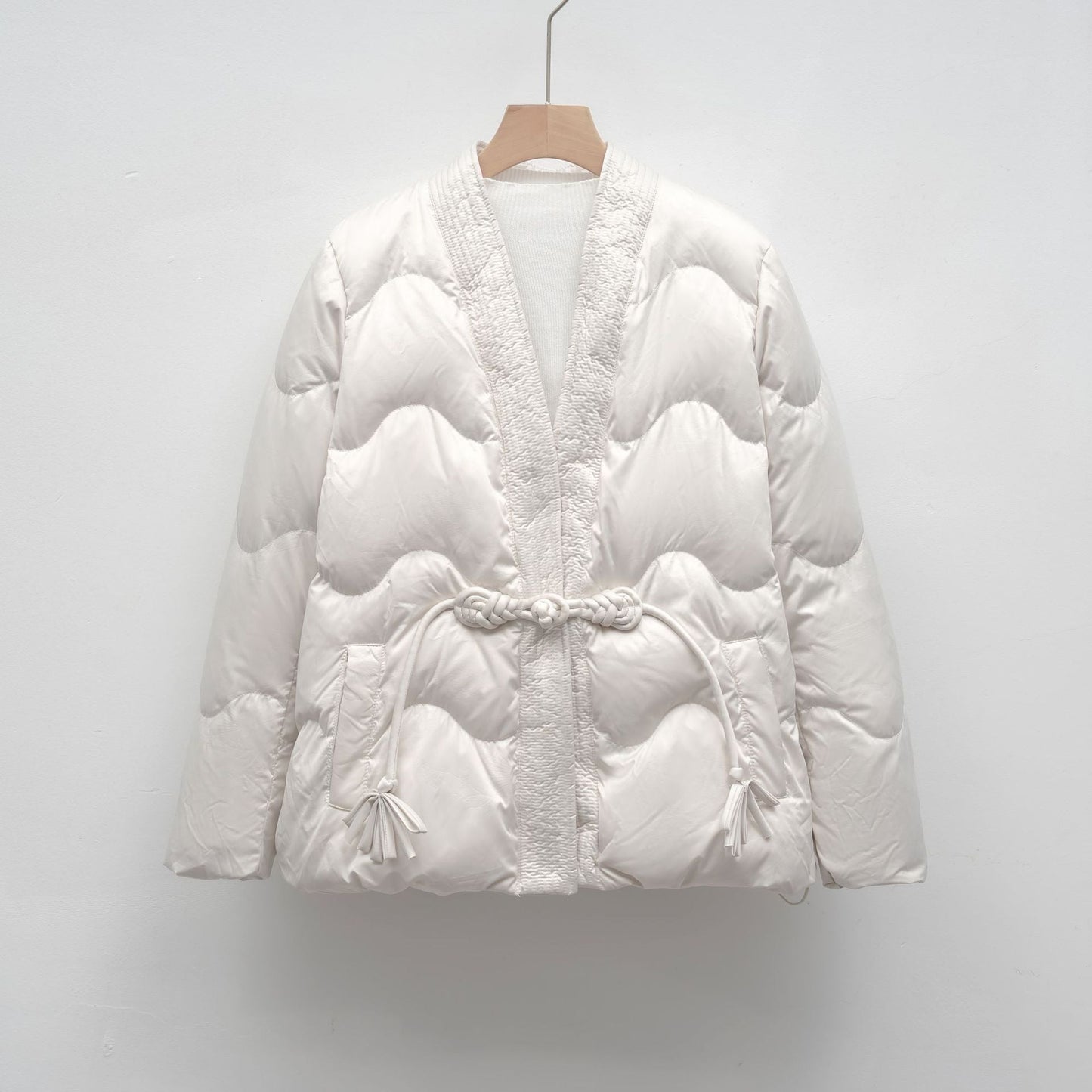 Voluminöse Steppjacke Damen | Elegante Taillierte Jacke 0